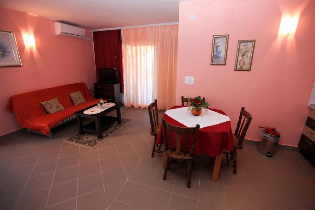 Apartments Franc بوفليانا الغرفة الصورة